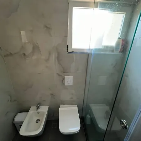 Holly Apartment Golem (Tirana)